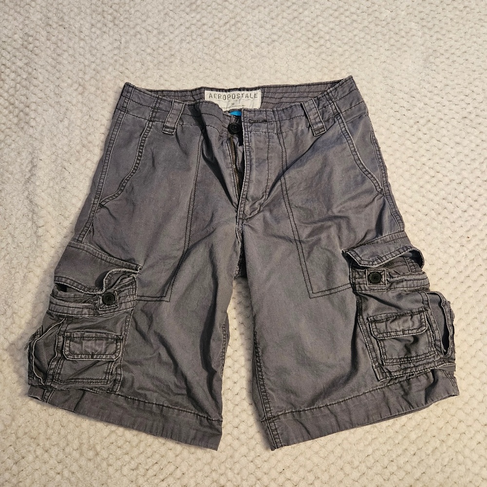 Aeropostale Men's Grey Cargo Shorts Size 30